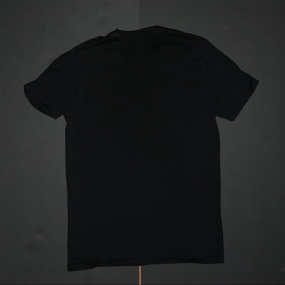 Women’s Small Vintage Guess Tee Shirt - Picture 5 of 5